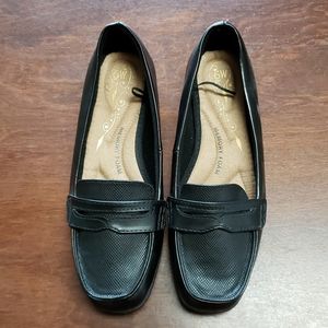 Ball-Band Womens Shoes never been used